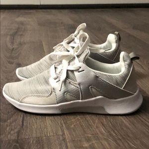 JustFab sneakers 👟 💕